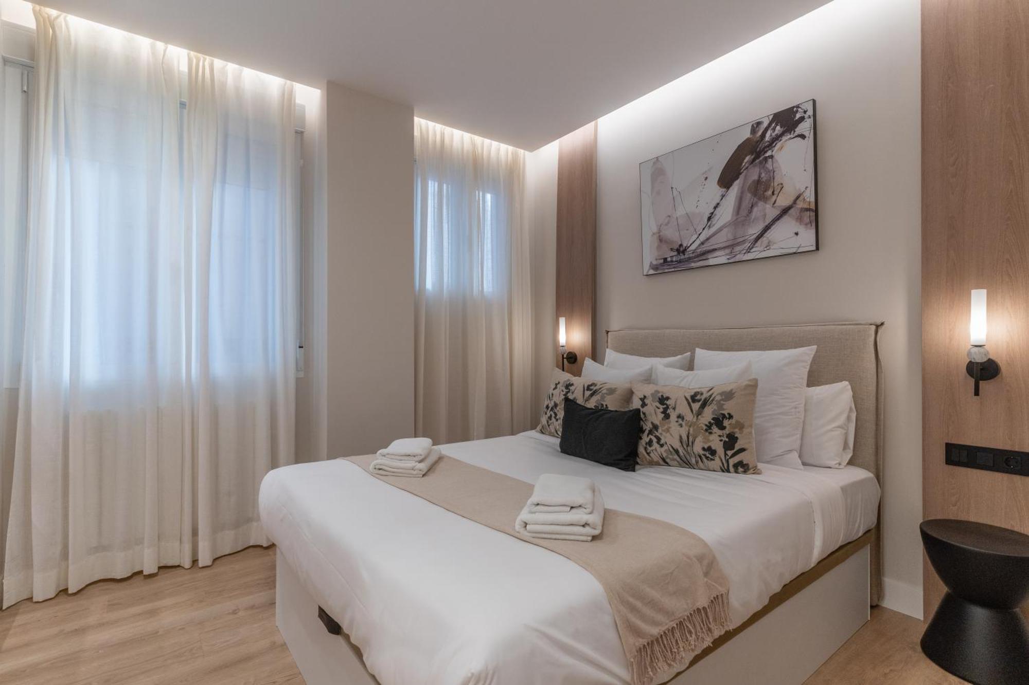Luxurious Apartment-2bedrooms 3bathrooms-salamanca Apartamento *