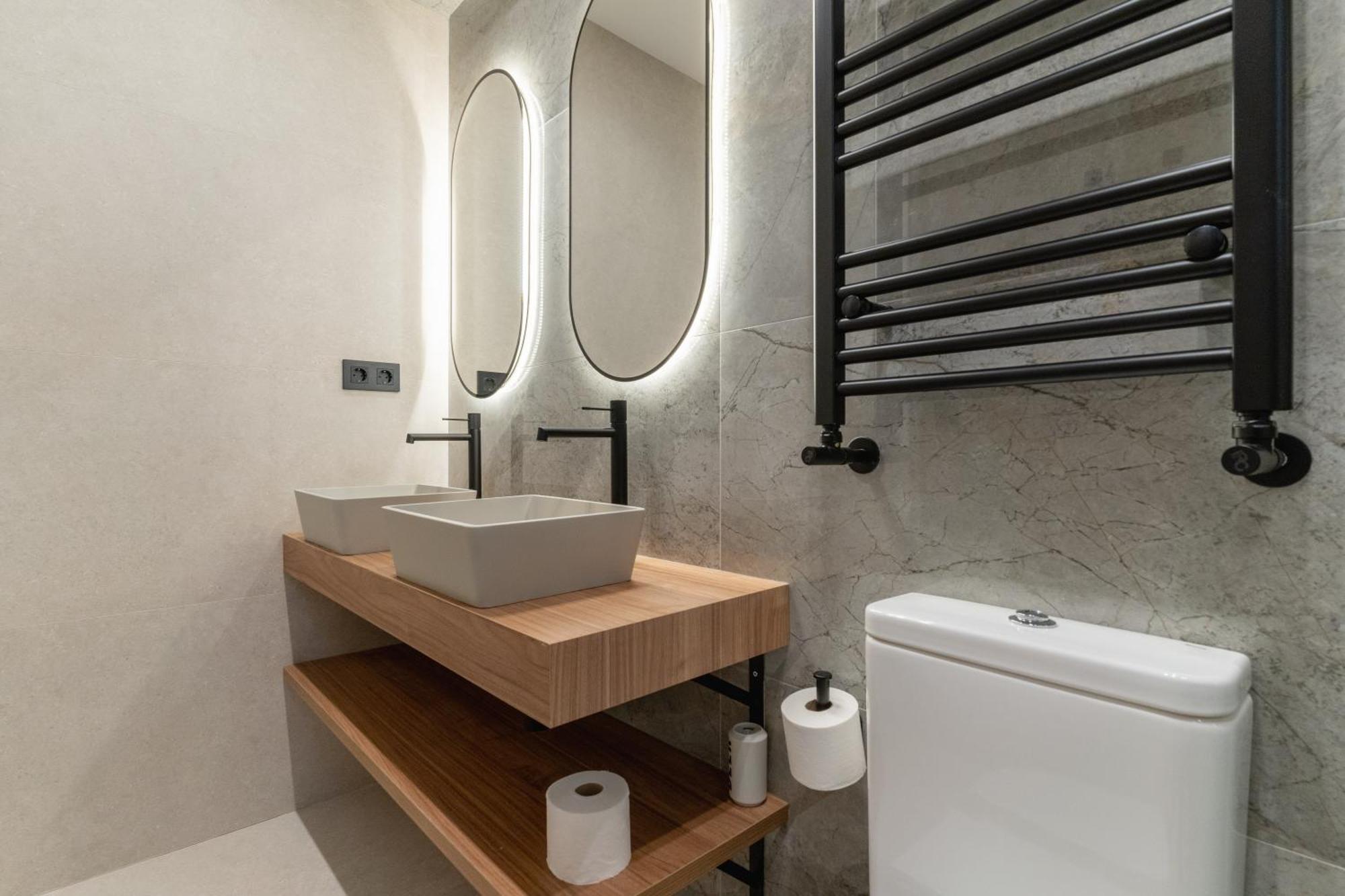Luxurious Apartment-2bedrooms 3bathrooms-salamanca Apartamento *